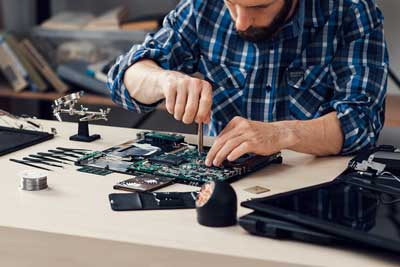 How to Find the Best Computer Repair Shops image